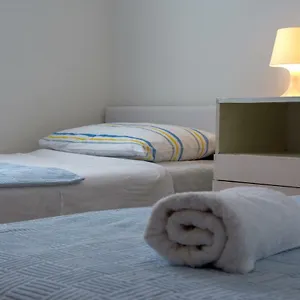  Apartament Apartments Jadranovo